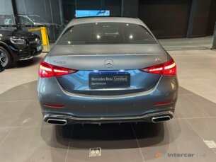 Foto 5 - Mercedes-Benz Classe C AMG C 200 MHEV AMG Line automático