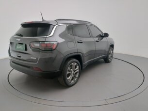 Foto 5 - Jeep Compass Compass 1.3 T270 Longitude automático