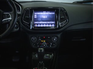 Foto 10 - Jeep Compass Compass 2.0 Limited (Aut) (Flex) automático