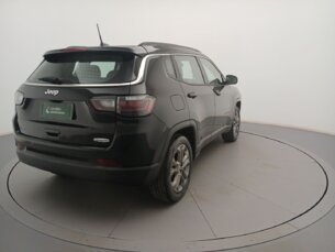 Foto 5 - Jeep Compass Compass 1.3 T270 Longitude automático