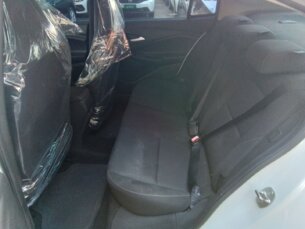 Foto 6 - Chevrolet Onix Onix 1.0 LT manual