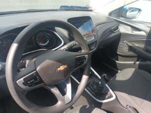 Foto 9 - Chevrolet Onix Onix 1.0 Turbo LT manual