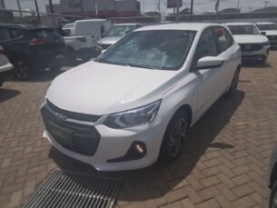 Foto 3 - Chevrolet Onix Onix 1.0 LT manual