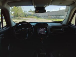 Foto 9 - Jeep Renegade Renegade 1.3 T270 Longitude automático