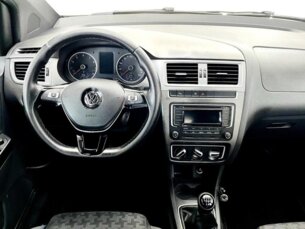 Foto 2 - Volkswagen Fox Fox 1.0 MPI Track (Flex) manual