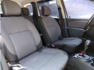 Foto 9 - Renault Duster Duster 1.6 16V (Flex) automático