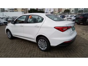 Foto 5 - Fiat Cronos Cronos 1.0 Drive manual