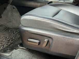 Foto 5 - Toyota Hilux Cabine Dupla Hilux CD 2.8 TDI SRX 4WD automático