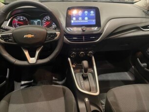 Foto 8 - Chevrolet Onix Onix 1.0 Turbo LTZ (Aut) automático