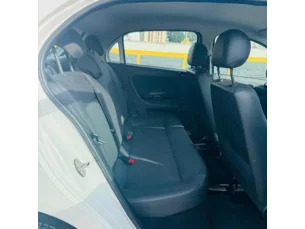 Foto 5 - Volkswagen Gol Gol 1.0 manual