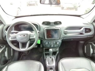 Foto 7 - Jeep Renegade Renegade 1.3 T270 Longitude automático