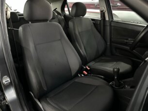 Foto 3 - Volkswagen Gol Gol 1.6 MSI Trendline (Flex) manual