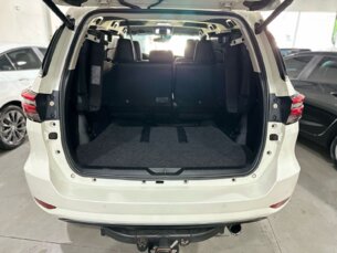 Foto 7 - Toyota SW4 SW4 2.8 TDI SRX 7L 4WD automático