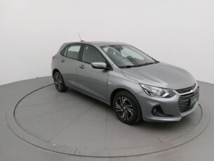 Foto 7 - Chevrolet Onix Onix 1.0 LT manual