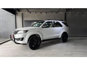 Foto 1 - Toyota Hilux Cabine Dupla Hilux 2.7 Flex 4x2 CD SR (Aut) automático