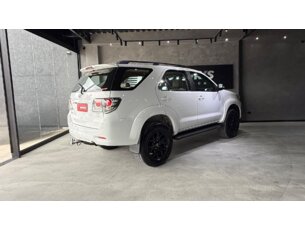 Foto 3 - Toyota Hilux Cabine Dupla Hilux 2.7 Flex 4x2 CD SR (Aut) automático