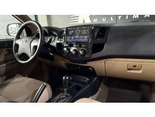 Foto 7 - Toyota Hilux Cabine Dupla Hilux 2.7 Flex 4x2 CD SR (Aut) automático