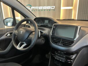 Foto 7 - Peugeot 208 208 Griffe  1.6 16V (Flex) (Aut) automático