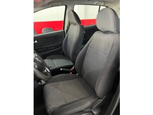 Foto 9 - Volkswagen Fox Fox 1.0 TEC (Flex) 4p manual