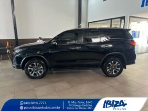 Foto 3 - Toyota SW4 SW4 2.8 TDI Diamond 7L 4WD automático