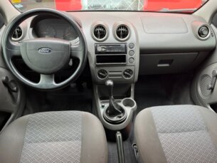 Foto 6 - Ford Fiesta Sedan Fiesta Sedan Personnalité 1.0 manual