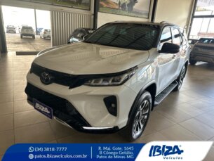 Foto 1 - Toyota SW4 SW4 2.8 TDI Diamond 7L 4WD automático