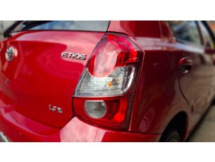 Foto 6 - Toyota Etios Hatch Etios X 1.3 (Flex) (Aut) automático