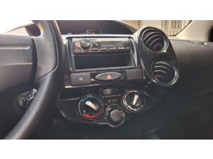 Foto 9 - Toyota Etios Hatch Etios X 1.3 (Flex) (Aut) automático