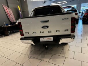 Foto 7 - Ford Ranger Cabine Dupla Ranger 3.2 TD 4x4 CD XLT automático