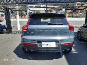 Foto 2 - Volvo XC40 XC40 2.0 T5 R-Design automático