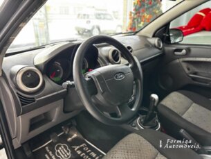 Foto 8 - Ford Fiesta Hatch Fiesta Hatch SE 1.0 RoCam (Flex) manual