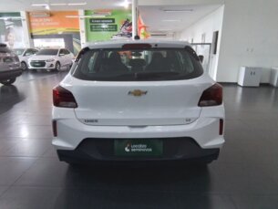 Foto 4 - Chevrolet Onix Onix 1.0 LT manual
