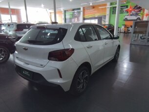 Foto 5 - Chevrolet Onix Onix 1.0 LT manual