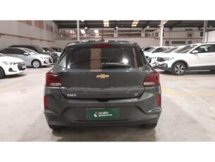 Foto 9 - Chevrolet Onix Onix 1.0 LT manual
