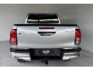 Foto 4 - Toyota Hilux Cabine Dupla Hilux 2.8 TDI SRV CD 4x4 (Aut) automático