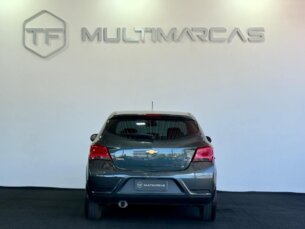 Foto 5 - Chevrolet Onix Onix 1.0 LT SPE/4 manual