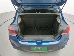 Foto 9 - Chevrolet Onix Onix 1.0 LT manual