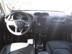 Foto 9 - Jeep Renegade Renegade 1.3 T270 Longitude automático
