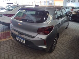 Foto 4 - Chevrolet Onix Onix 1.0 LT manual