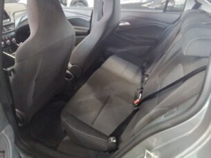 Foto 8 - Chevrolet Onix Onix 1.0 LT manual