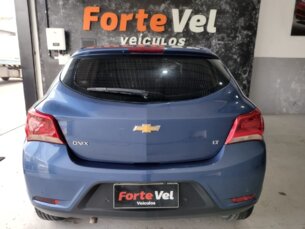 Foto 8 - Chevrolet Onix Onix 1.4 LT SPE/4 (Aut) automático