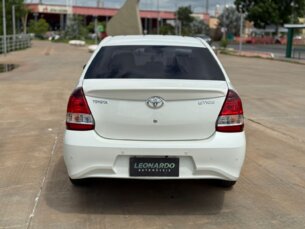 Foto 6 - Toyota Etios Sedan Etios Sedan Platinum 1.5 (Flex) (Aut) automático