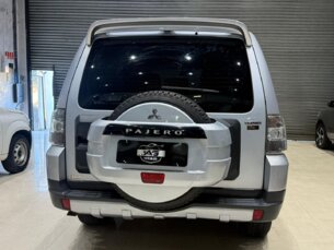 Foto 5 - Mitsubishi Pajero Full Pajero Full HPE 3.8 5p automático