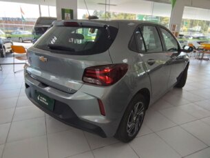 Foto 5 - Chevrolet Onix Onix 1.0 LT manual