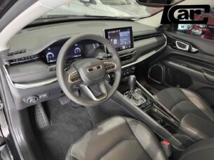 Foto 10 - Jeep Compass Compass 1.3 T270 Limited automático