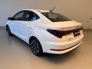 Foto 4 - Hyundai HB20S HB20S 1.0 Comfort Plus manual