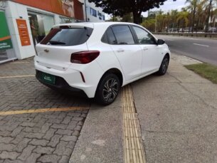 Foto 5 - Chevrolet Onix Onix 1.0 LT manual