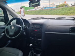 Foto 9 - Fiat Idea Idea Attractive 1.4 8V (Flex) manual