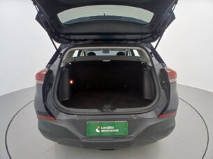 Foto 9 - Chevrolet Tracker Tracker 1.0 Turbo LT (Aut) automático