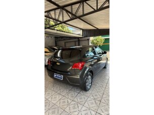 Foto 5 - Chevrolet Onix Onix 1.0 LT SPE/4 manual